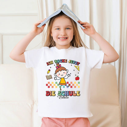 Ich Rocke Jetzt Die Schule T-Shirt - Personalisiertes Kleinkind T-Shirt - Geschenk zum Schulanfang für Kinder