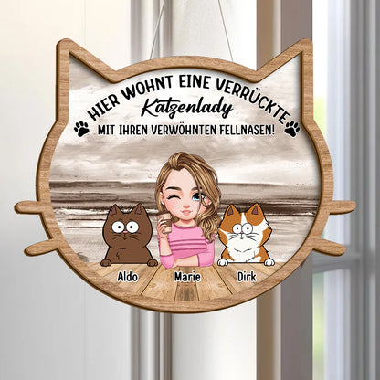 Personalisierte Türdekoration - Eine verrückte Pflanzenlady & ihre verwöhnten Haustiere leben hier Türschild - Haustür Hänger