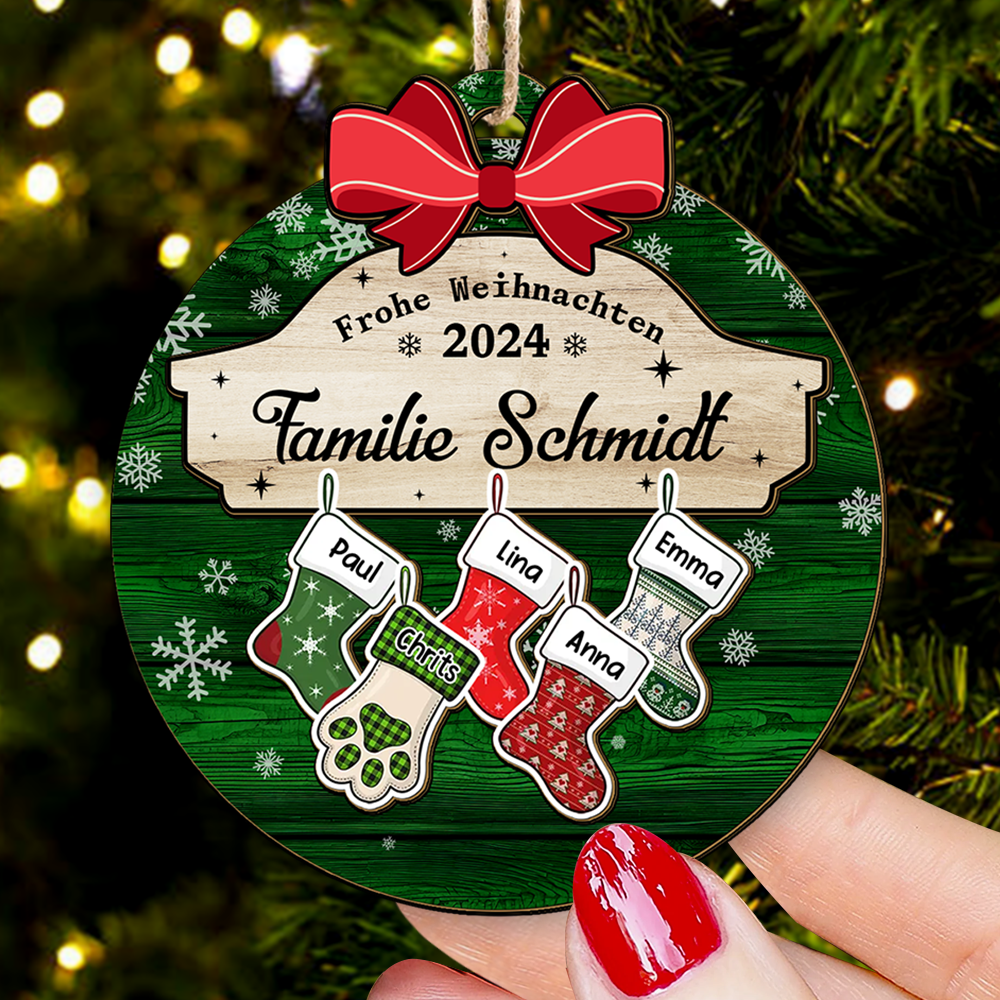 Individueller Familien-Weihnachtsanhänger 2024 - Personalisierter Weihnachtsanhänger mit Familiennamen - Weihnachtsstrumpf-Anhänger